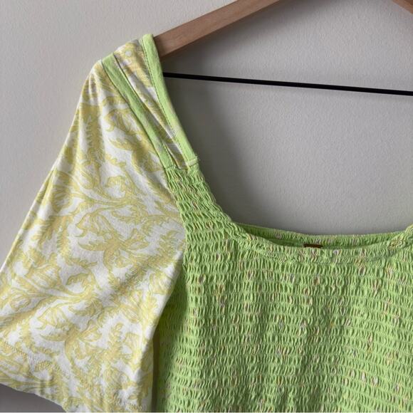 Free People Marigold Top in Key Lime Combo Smocked half Sleeve Cropped top green - Picture 5 of 13